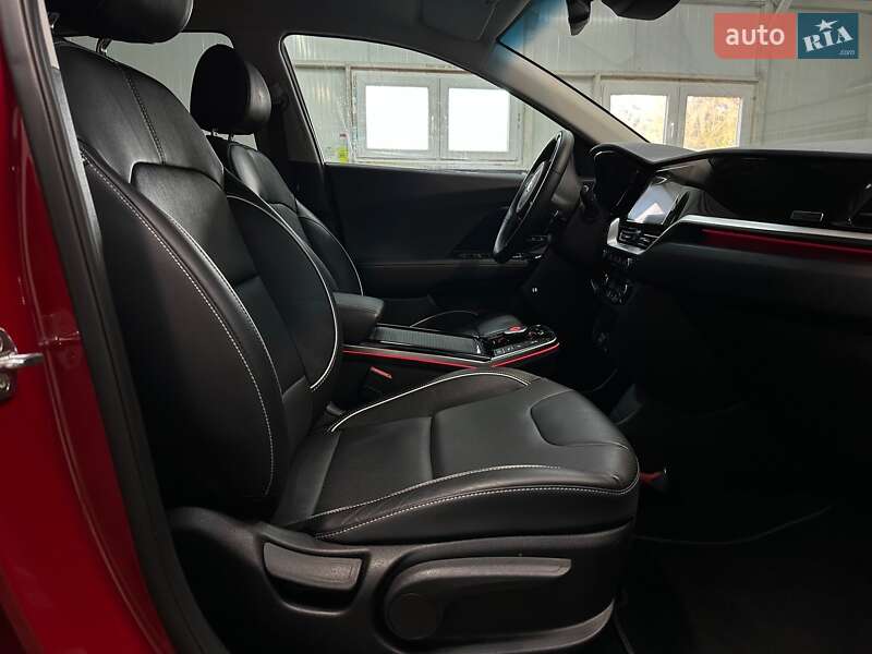 Внедорожник / Кроссовер Kia Niro 2020 в Львове