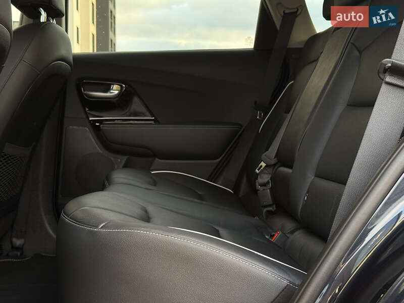 Внедорожник / Кроссовер Kia Niro 2021 в Киеве