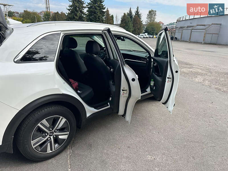 Внедорожник / Кроссовер Kia Niro 2021 в Львове фото 8 Внедорожник / Кроссовер Kia Niro 2021 в Львове