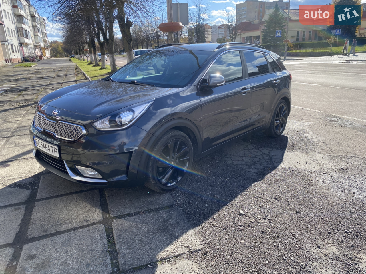 2017 Kia Niro - мініатюра 35