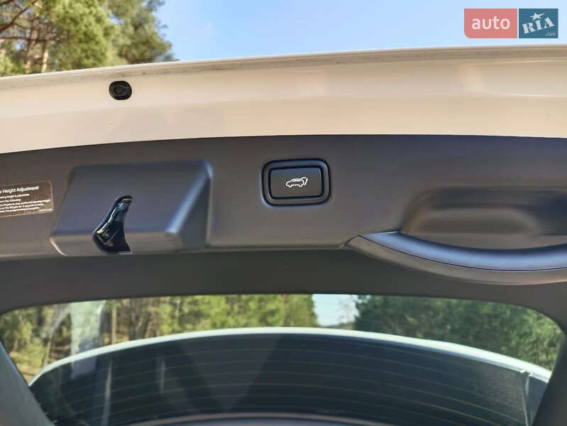 Внедорожник / Кроссовер Kia Niro 2023 в Измаиле фото 8 Внедорожник / Кроссовер Kia Niro 2023 в Измаиле