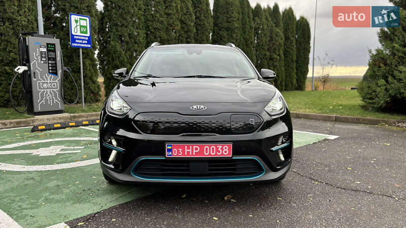 Внедорожник / Кроссовер Kia Niro 2020 в Млинове