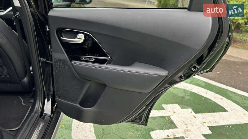 Внедорожник / Кроссовер Kia Niro 2020 в Млинове