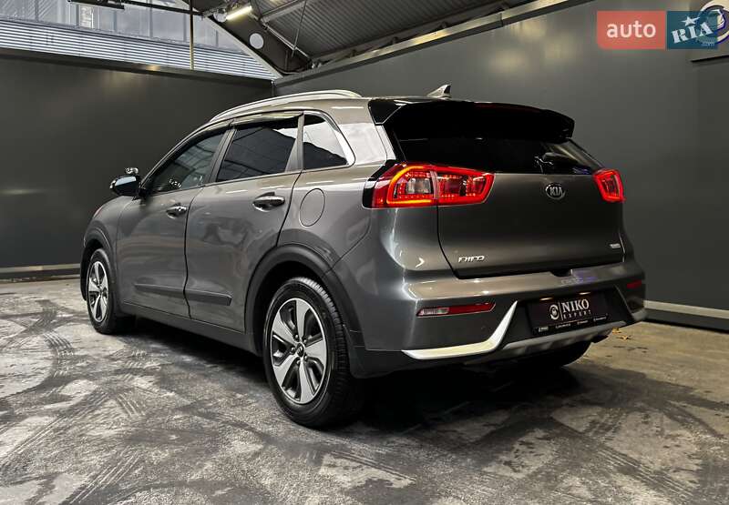 Внедорожник / Кроссовер Kia Niro 2017 в Киеве фото 11 Внедорожник / Кроссовер Kia Niro 2017 в Киеве