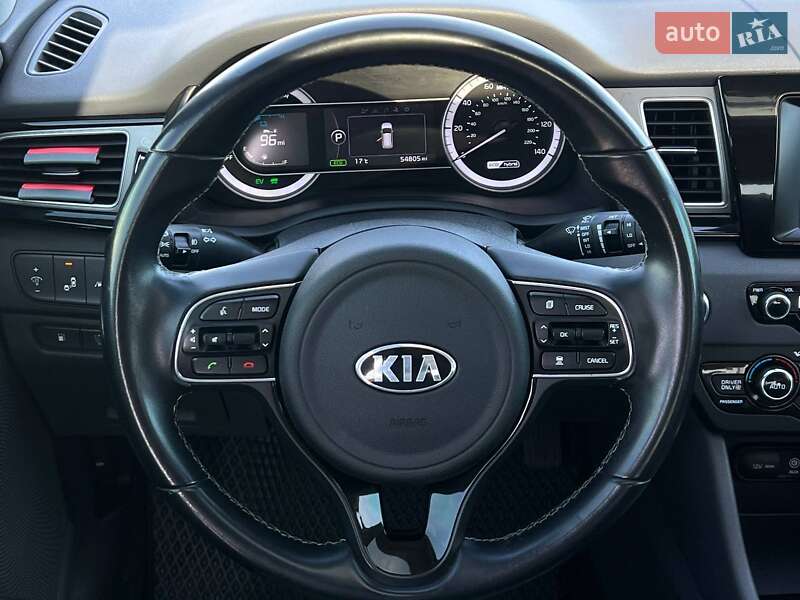 Позашляховик / Кросовер Kia Niro 2017 в Одесі фото 12 Позашляховик / Кросовер Kia Niro 2017 в Одесі