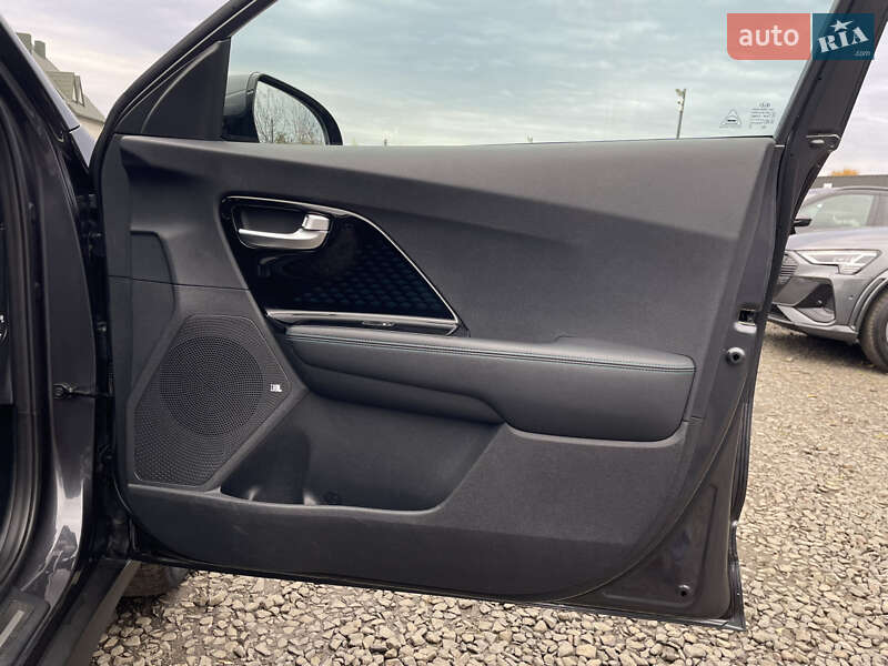 Внедорожник / Кроссовер Kia Niro 2021 в Луцке фото 40 Внедорожник / Кроссовер Kia Niro 2021 в Луцке