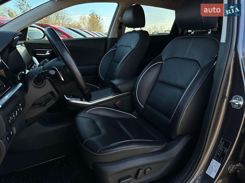 Внедорожник / Кроссовер Kia Niro 2021 в Львове