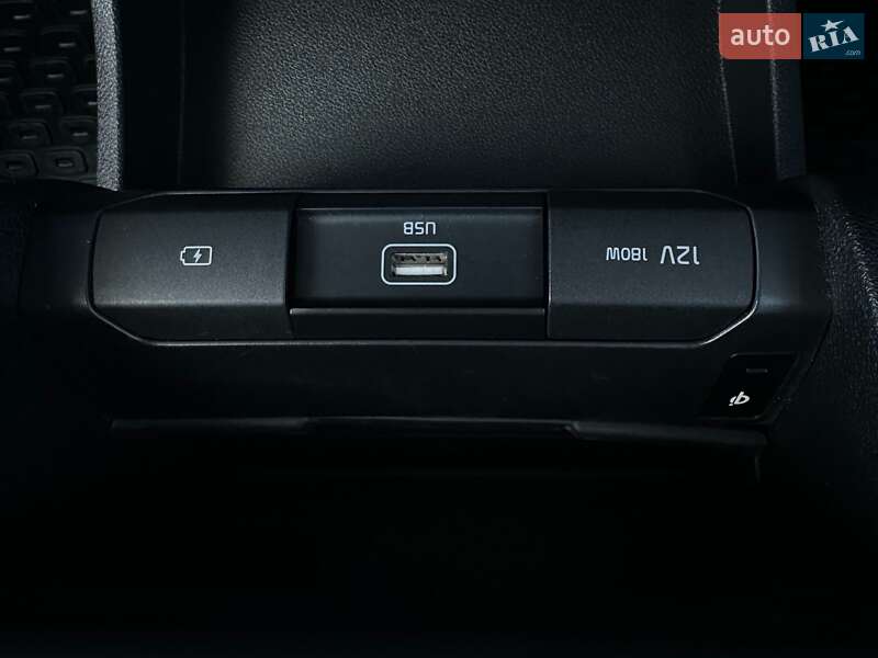 Внедорожник / Кроссовер Kia Niro 2021 в Львове