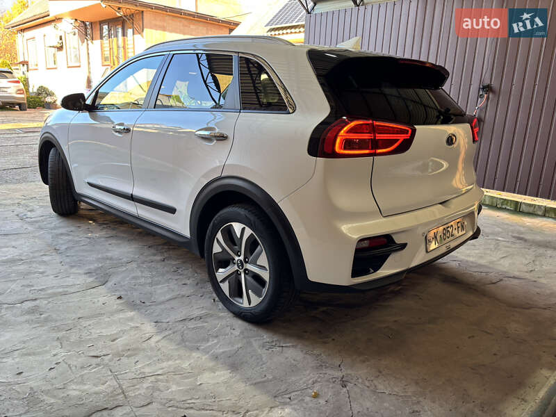 Позашляховик / Кросовер Kia Niro 2020 в Черкасах