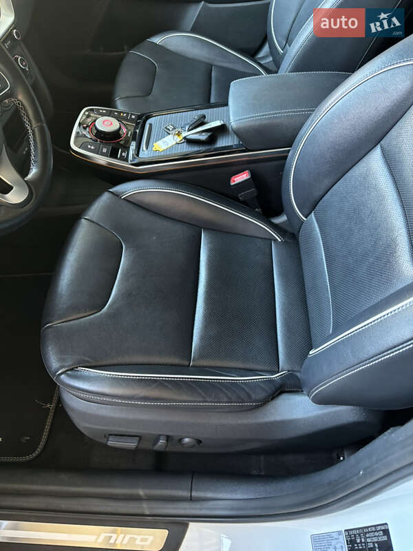 Позашляховик / Кросовер Kia Niro 2020 в Черкасах