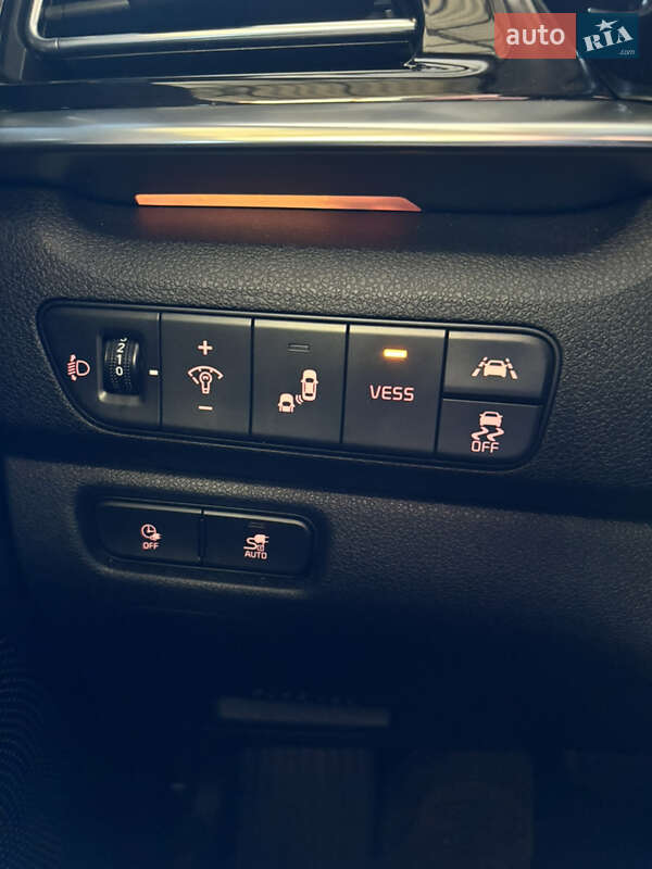 Позашляховик / Кросовер Kia Niro 2020 в Черкасах