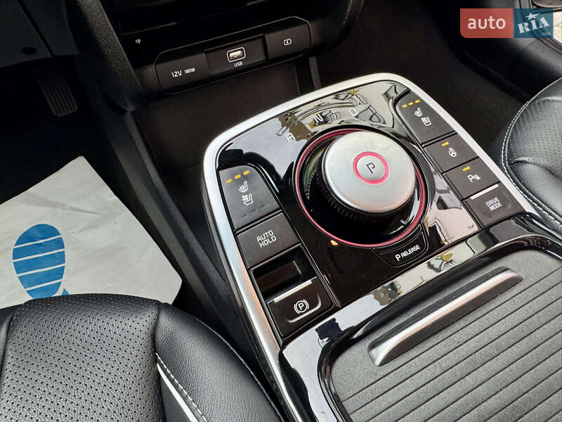 Внедорожник / Кроссовер Kia Niro 2020 в Луцке фото 48 Внедорожник / Кроссовер Kia Niro 2020 в Луцке