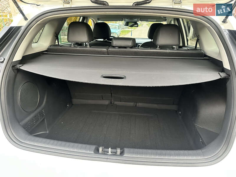 Внедорожник / Кроссовер Kia Niro 2019 в Луцке фото 16 Внедорожник / Кроссовер Kia Niro 2019 в Луцке