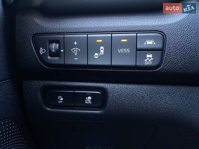 Внедорожник / Кроссовер Kia Niro 2021 в Львове