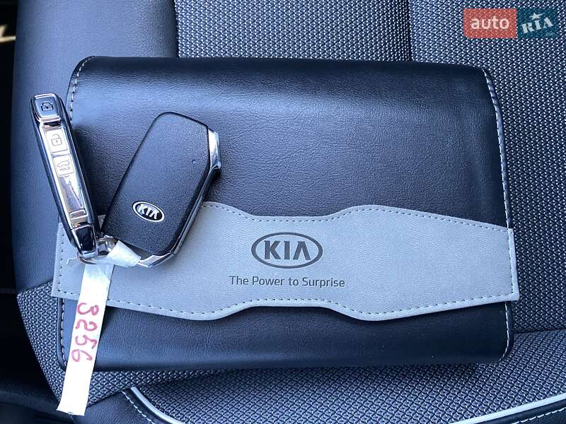 Внедорожник / Кроссовер Kia Niro 2021 в Львове