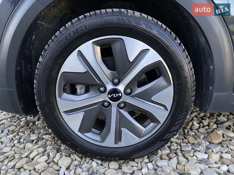 Внедорожник / Кроссовер Kia Niro 2021 в Львове фото 24 Внедорожник / Кроссовер Kia Niro 2021 в Львове