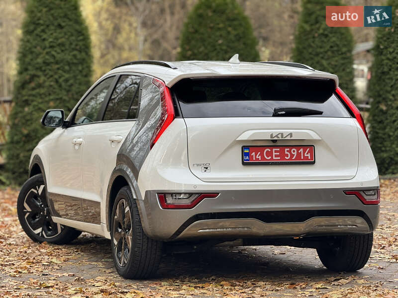 Внедорожник / Кроссовер Kia Niro 2023 в Дрогобыче