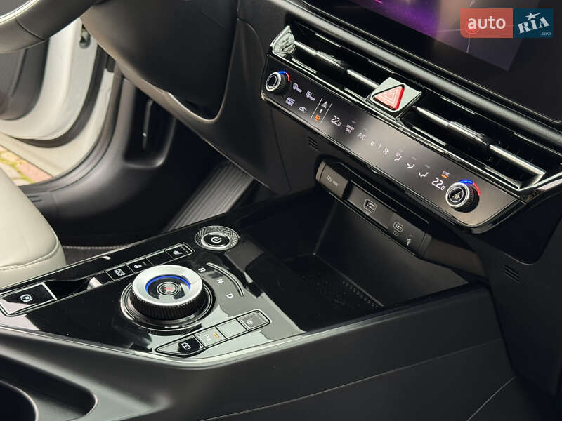 Внедорожник / Кроссовер Kia Niro 2023 в Дрогобыче