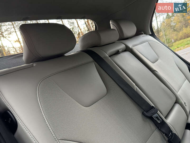 Внедорожник / Кроссовер Kia Niro 2023 в Дрогобыче