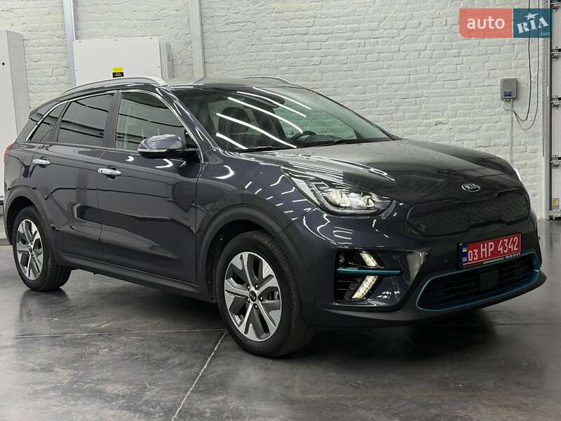 Внедорожник / Кроссовер Kia Niro 2019 в Луцке фото 4 Внедорожник / Кроссовер Kia Niro 2019 в Луцке