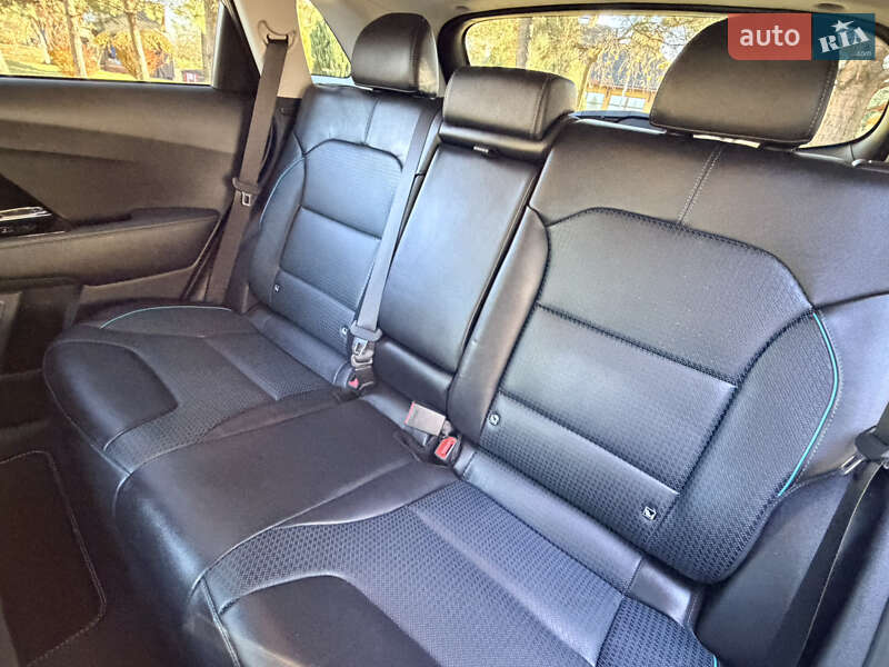 Внедорожник / Кроссовер Kia Niro 2022 в Дрогобыче