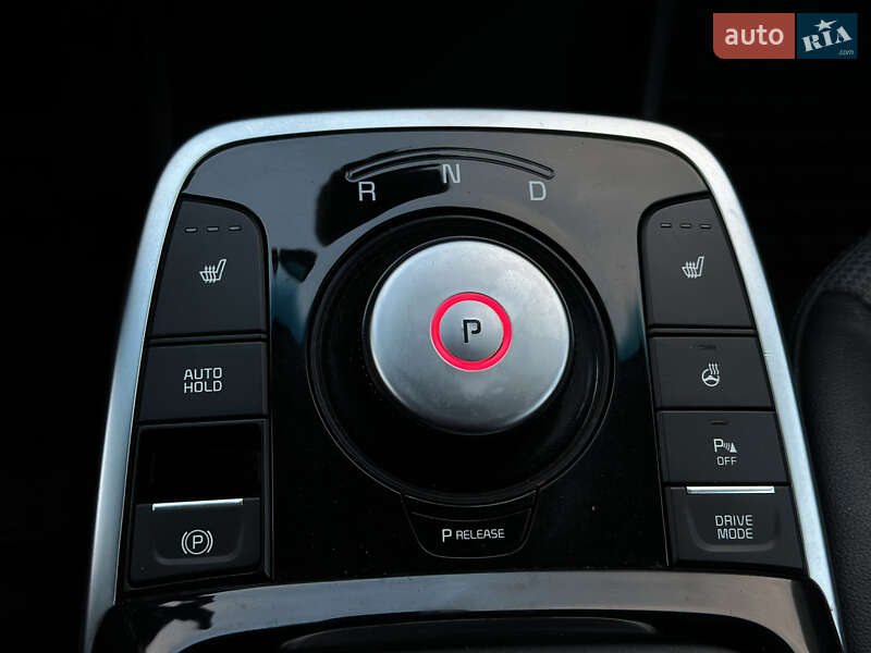 Внедорожник / Кроссовер Kia Niro 2022 в Ровно