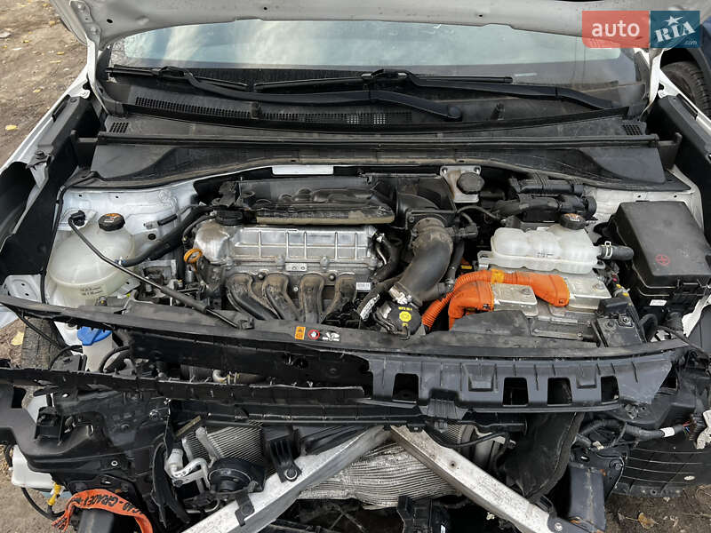 Внедорожник / Кроссовер Kia Niro 2019 в Днепре фото 4 Внедорожник / Кроссовер Kia Niro 2019 в Днепре