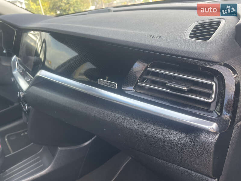 Позашляховик / Кросовер Kia Niro 2021 в Бахмачі