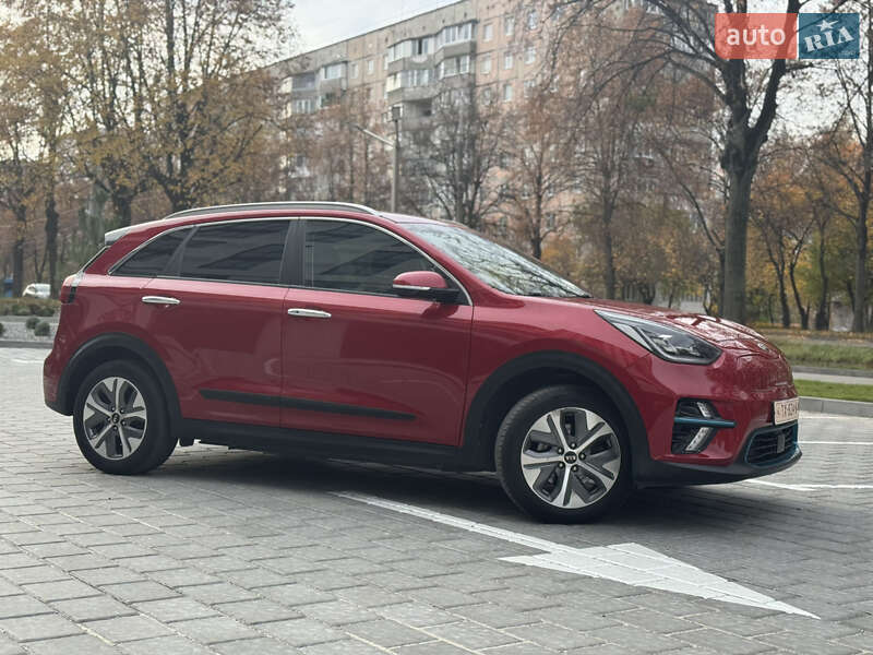 Внедорожник / Кроссовер Kia Niro 2019 в Ровно фото 9 Внедорожник / Кроссовер Kia Niro 2019 в Ровно