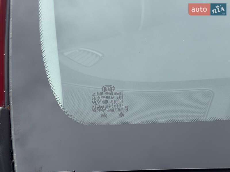 Внедорожник / Кроссовер Kia Niro 2019 в Ровно фото 32 Внедорожник / Кроссовер Kia Niro 2019 в Ровно