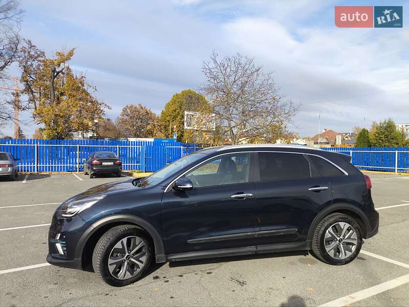 Внедорожник / Кроссовер Kia Niro 2018 в Ужгороде
