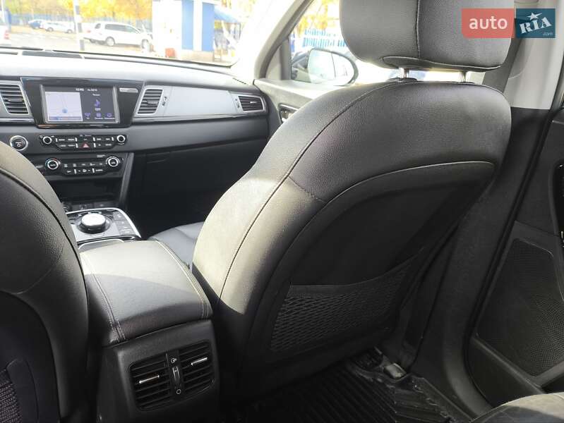 Внедорожник / Кроссовер Kia Niro 2018 в Ужгороде