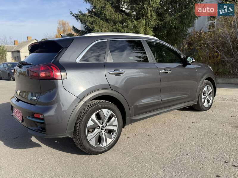 Внедорожник / Кроссовер Kia Niro 2020 в Ровно