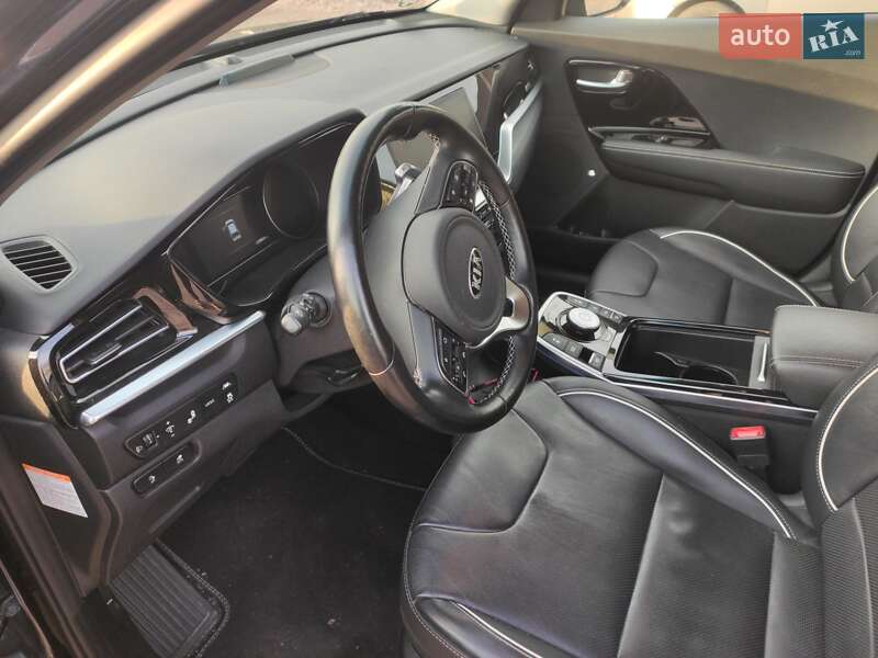 Внедорожник / Кроссовер Kia Niro 2020 в Житомире