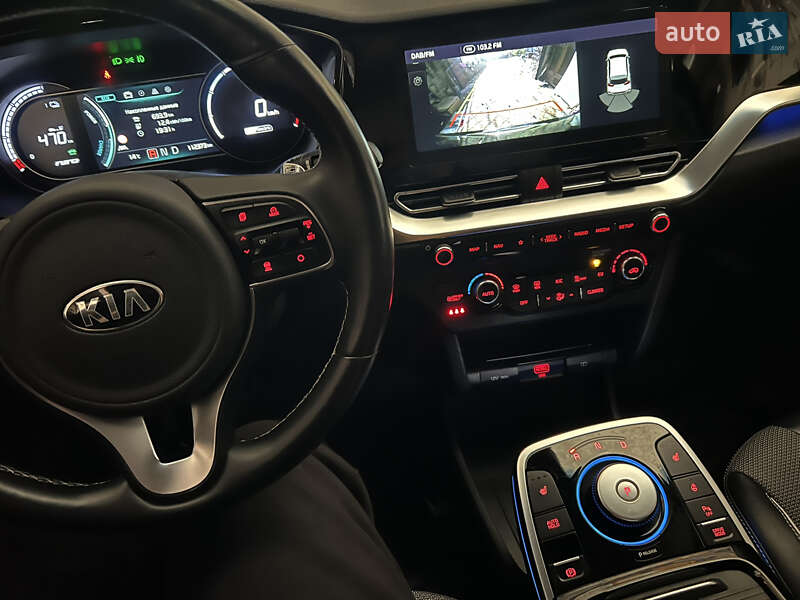 Позашляховик / Кросовер Kia Niro 2020 в Чернівцях