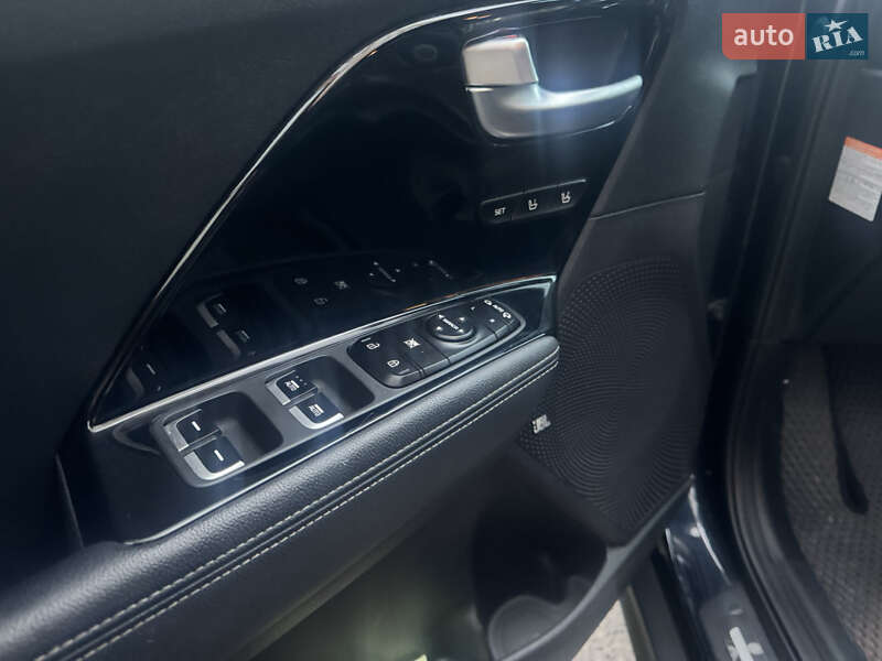 Внедорожник / Кроссовер Kia Niro 2019 в Львове