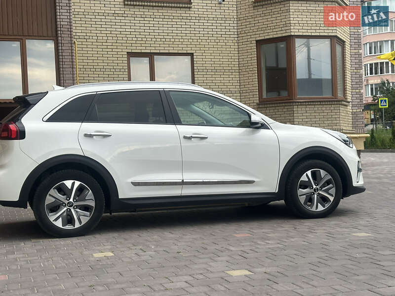 Внедорожник / Кроссовер Kia Niro 2020 в Тернополе