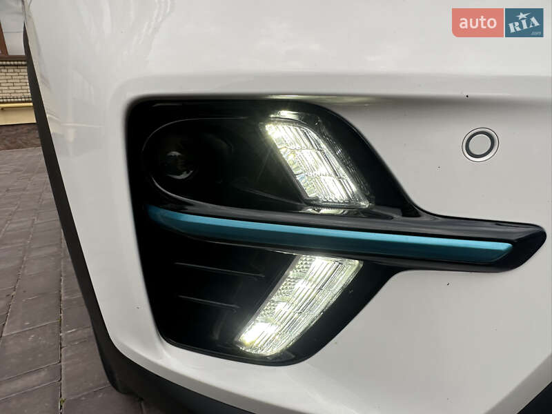 Внедорожник / Кроссовер Kia Niro 2020 в Тернополе