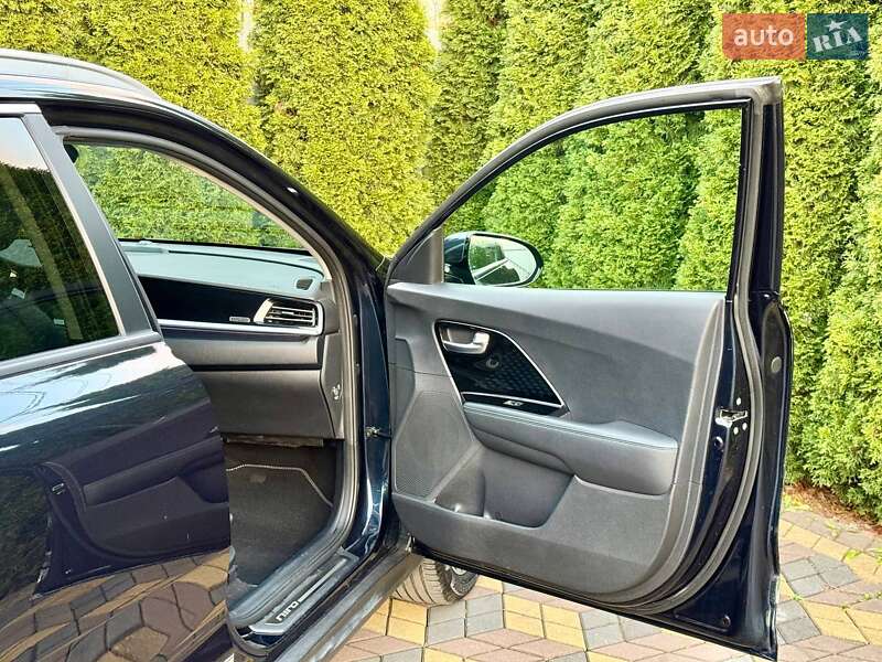Внедорожник / Кроссовер Kia Niro 2021 в Самборе фото 25 Внедорожник / Кроссовер Kia Niro 2021 в Самборе