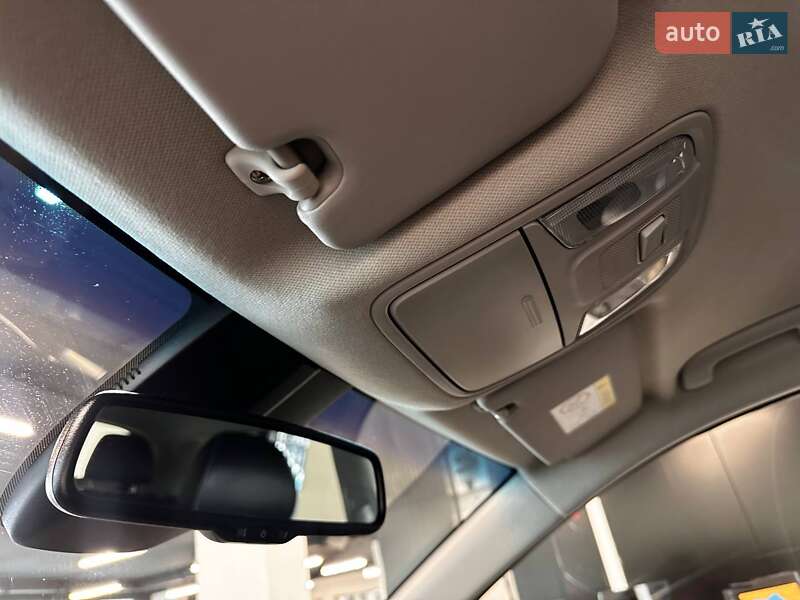 Внедорожник / Кроссовер Kia Niro 2020 в Львове фото 20 Внедорожник / Кроссовер Kia Niro 2020 в Львове