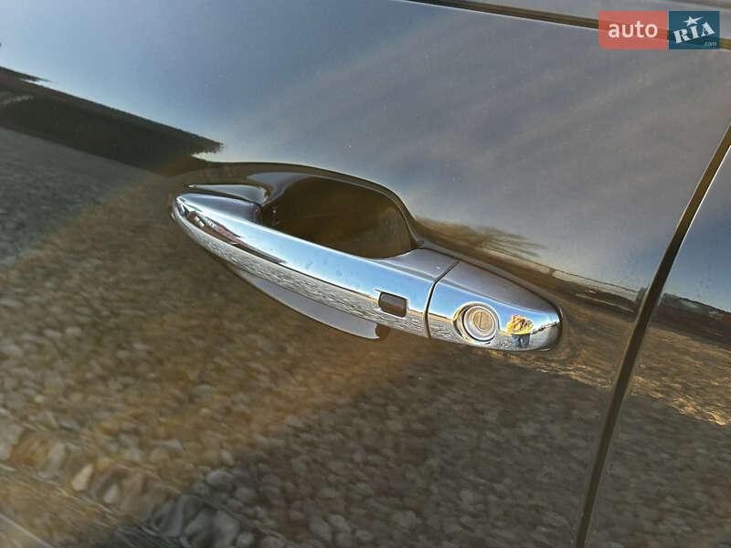 Внедорожник / Кроссовер Kia Niro 2020 в Львове