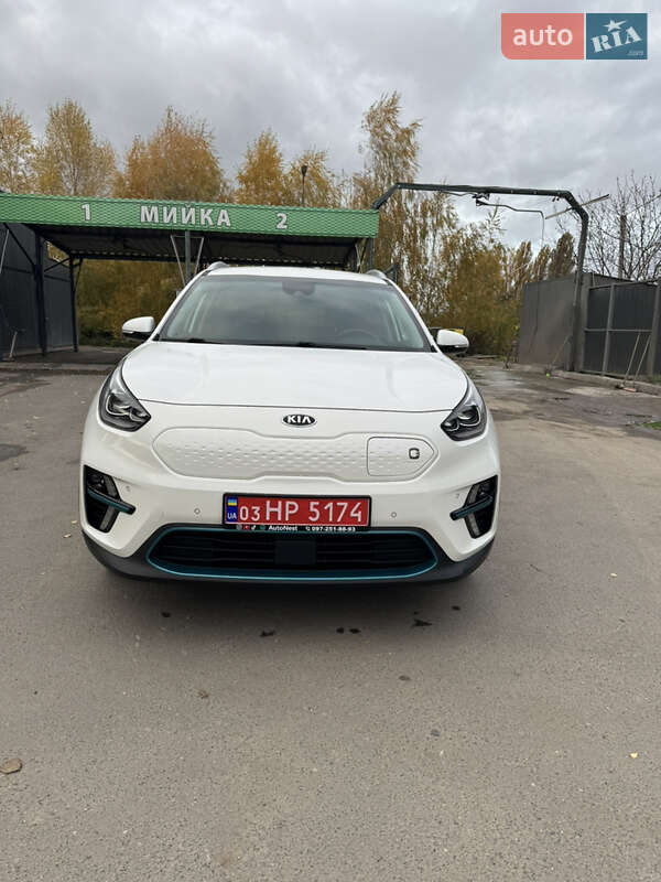 Внедорожник / Кроссовер Kia Niro 2020 в Волочиске