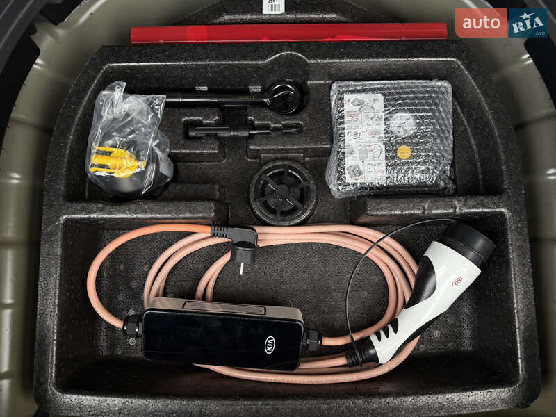 Внедорожник / Кроссовер Kia Niro 2021 в Львове