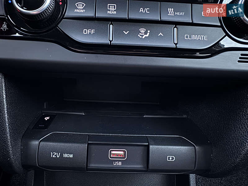 Внедорожник / Кроссовер Kia Niro 2021 в Луцке