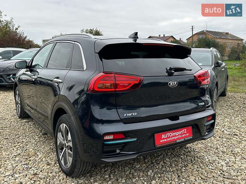 Внедорожник / Кроссовер Kia Niro 2020 в Львове фото 24 Внедорожник / Кроссовер Kia Niro 2020 в Львове