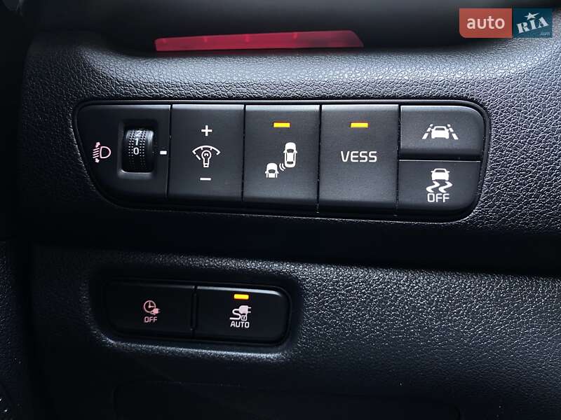 Внедорожник / Кроссовер Kia Niro 2020 в Львове фото 7 Внедорожник / Кроссовер Kia Niro 2020 в Львове