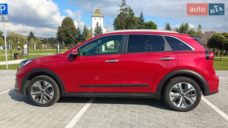 Внедорожник / Кроссовер Kia Niro 2020 в Львове фото 3 Внедорожник / Кроссовер Kia Niro 2020 в Львове
