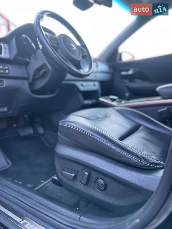 Внедорожник / Кроссовер Kia Niro 2019 в Львове