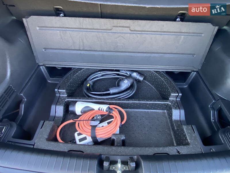 Позашляховик / Кросовер Kia Niro 2019 в Тернополі