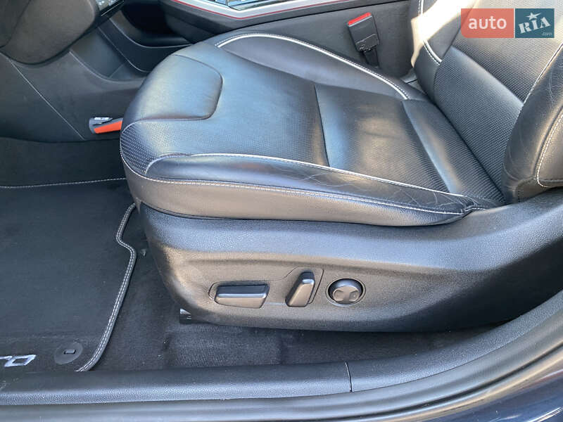 Позашляховик / Кросовер Kia Niro 2019 в Тернополі